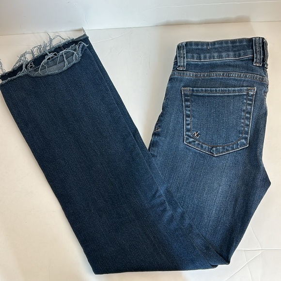 Kut from the Kloth low rise flare leg zip closure blue jeans size 4 - Picture 10 of 16